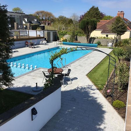 Merlewood Hotel サンダースフット エクステリア 写真