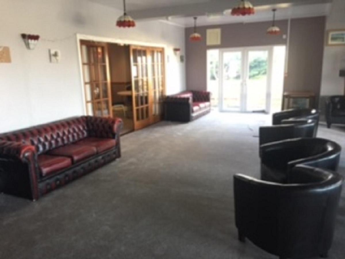 Merlewood Hotel サンダースフット エクステリア 写真