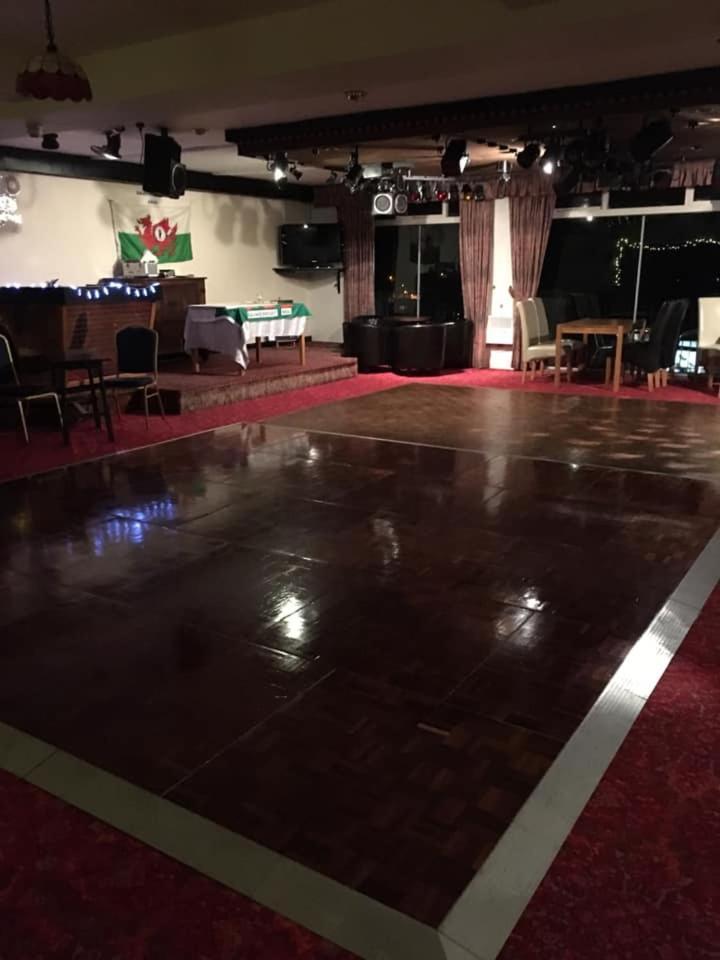 Merlewood Hotel サンダースフット エクステリア 写真