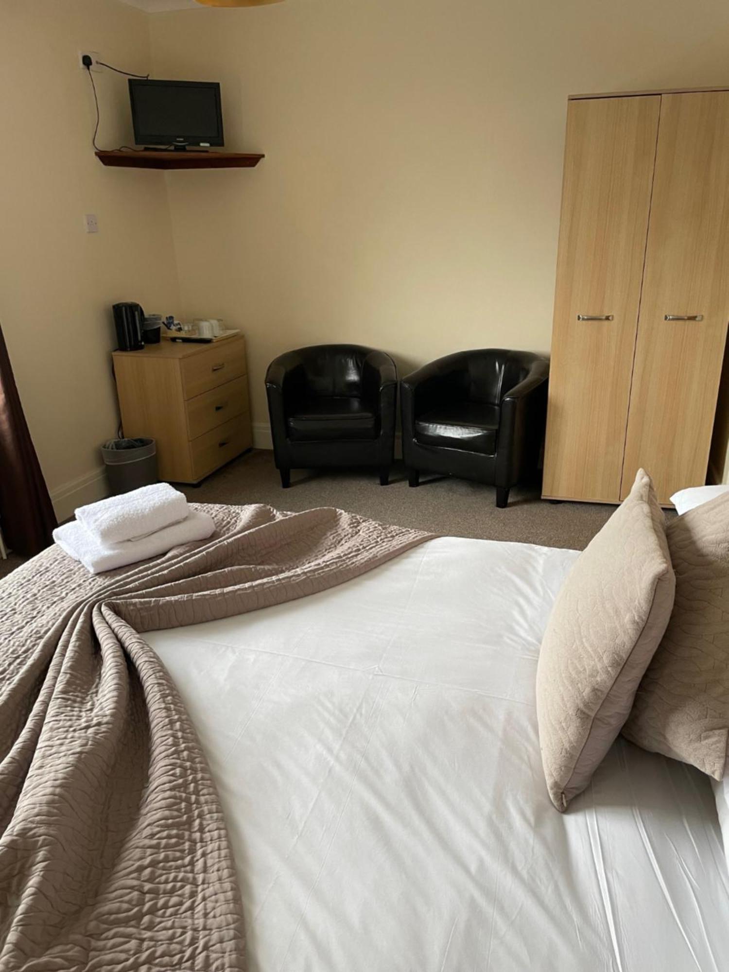 Merlewood Hotel サンダースフット エクステリア 写真