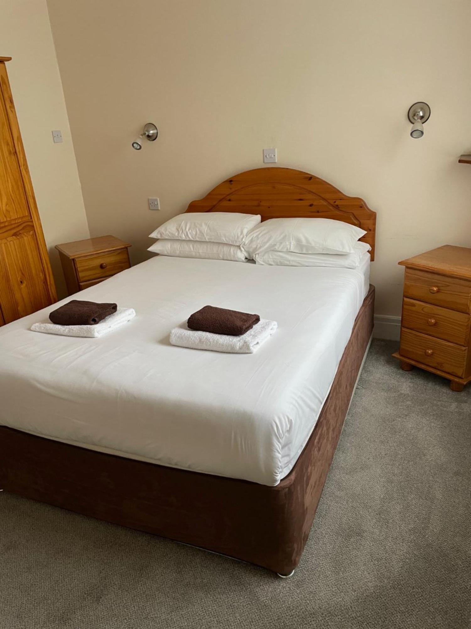 Merlewood Hotel サンダースフット エクステリア 写真