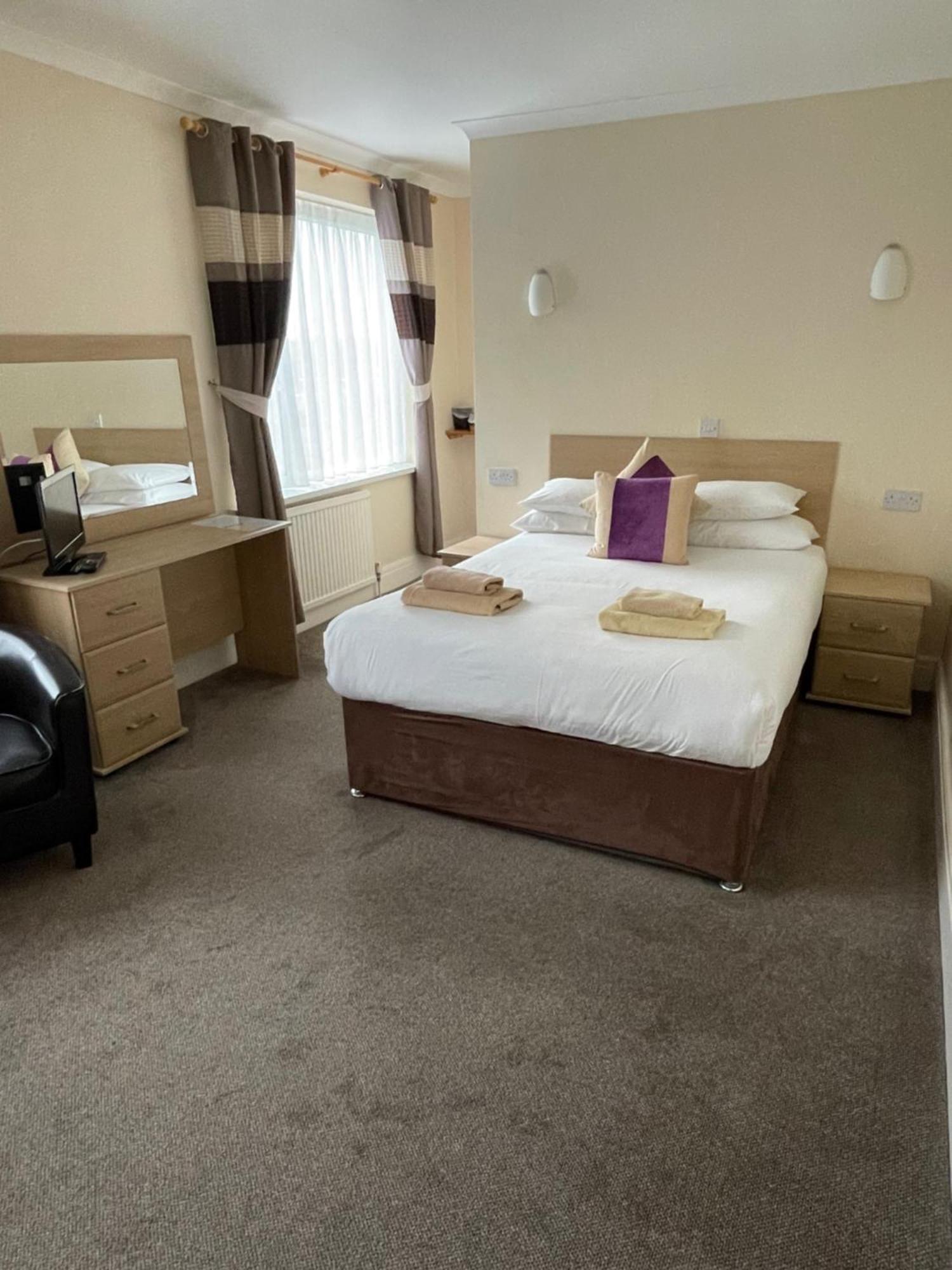 Merlewood Hotel サンダースフット エクステリア 写真